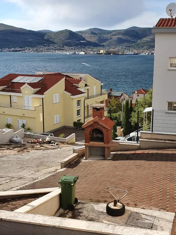 Apartman Tamara Traù Appartamento