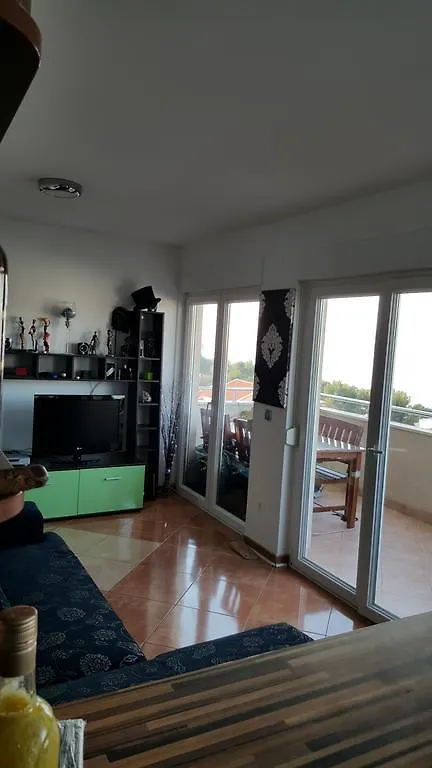 Apartman Tamara Traù 0*,  Croazia