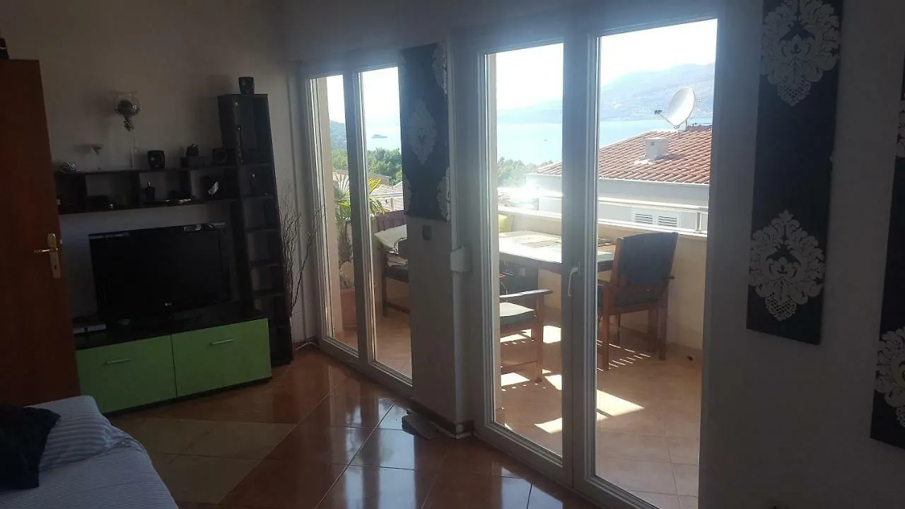 Apartman Tamara Traù Appartamento